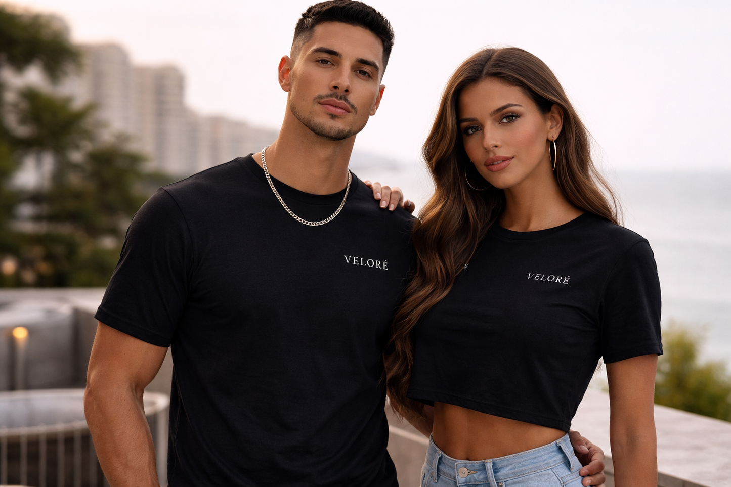 Veloré Signature Tee — Noir
